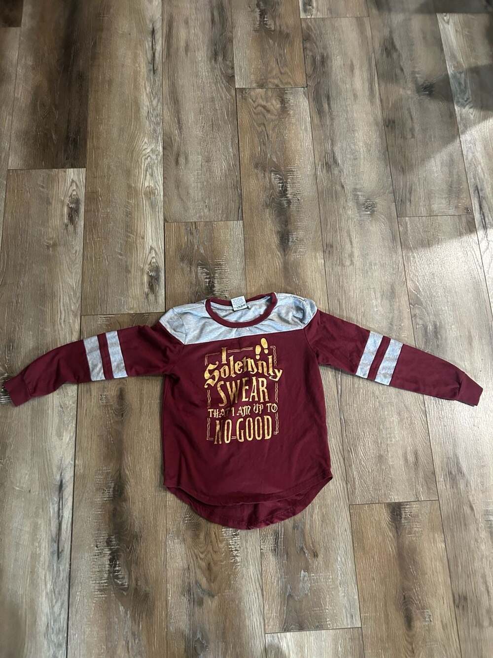 Harry Potter Long Sleeve Graphic Shirt Size S Maroon Grey